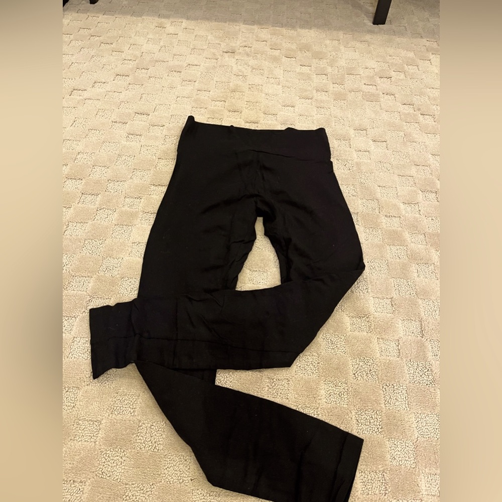 black leggings